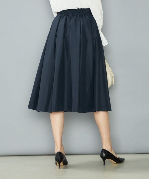 NOLLEY’S（ノーリーズ）の「ウォッシャブルエクセルタフタギャザースカート（スカート・レディース・ネイビー/ベージュ/ブラック・34/36/38）」の19枚目の写真