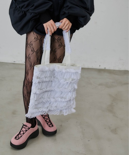 Carmelo（カーメロ）の「チュールトートバッグ / Frill tote bag（トートバッグ・レディース・ホワイト/ブラック・FREE）」の11枚目の写真