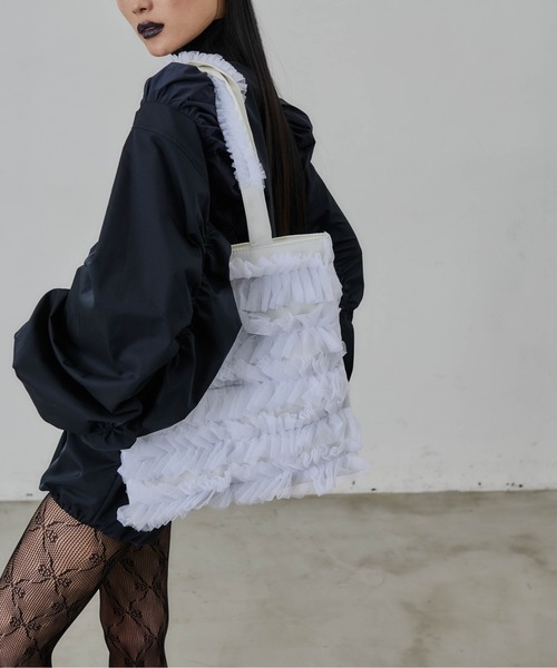 Carmelo（カーメロ）の「チュールトートバッグ / Frill tote bag（トートバッグ・レディース・ホワイト/ブラック・FREE）」の13枚目の写真