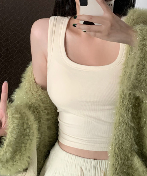 DAY CLOSET（デイ クローゼット）の「レディース 微起毛クロップドパッド付リブタンクトップ（タンクトップ・レディース・グレー/グリーン系その他/アイボリー/ブラック/ブラウン・FREE）」の6枚目の写真