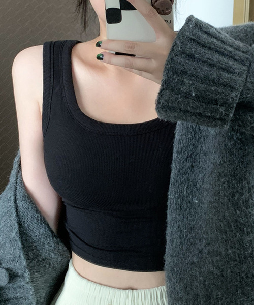 DAY CLOSET（デイ クローゼット）の「レディース 微起毛クロップドパッド付リブタンクトップ（タンクトップ・レディース・グレー/グリーン系その他/アイボリー/ブラック/ブラウン・FREE）」の8枚目の写真
