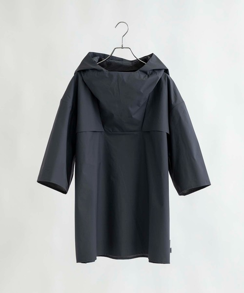 alk phenix(アルクフェニックス)の「Rain T-shirts GTX Tシャツジャケット ベンチレーション付き ゴアテックスウェア ウインドジャケット テックウェア ウルトラライト ウィンドストッパー 耐水 撥水 RAIN Tシャツ / WINDSTOPPER(R) プロダクト by GORE TEX LABS / アルクフェニックス(Tシャツ/カットソー・メンズ・ブラック系その他・S/M/L/XL)」の7枚目の写真