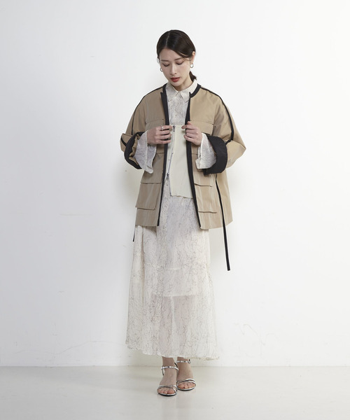 Soffitto 丸首立体ポケットシャンブレーショートコート　ベージュ系フリー SOFFITTO（ソフィット）の「丸首立体ポケットシャンブレーショート