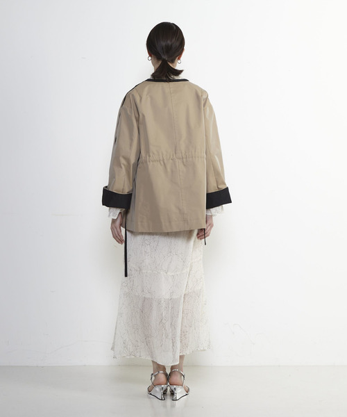 SOFFITTO（ソフィット）の「丸首立体ポケットシャンブレーショート