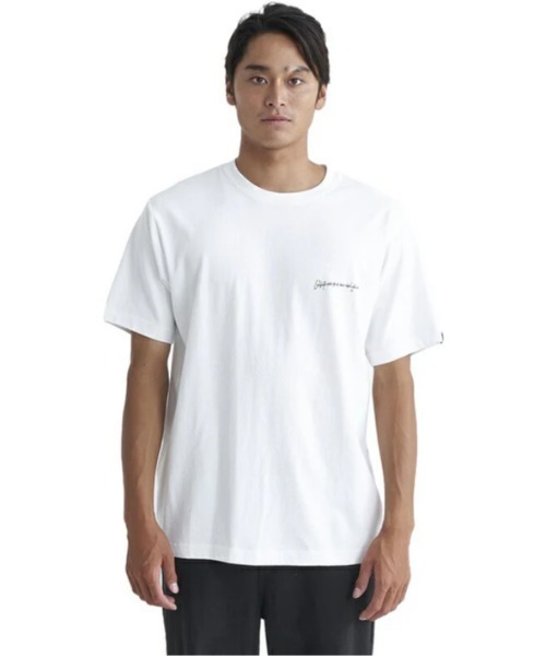 Quiksilver(クイックシルバー)の「SURF DNA LOGO ST2/クイックシルバー半袖ワンポイントロゴTシャツ(Tシャツ/カットソー・メンズ・グレー/ブルー/イエロー/グレー系その他/ホワイト系その他/ホワイト・X-LARGE/MEDIUM/LARGE/SMALL)」の1枚目の写真
