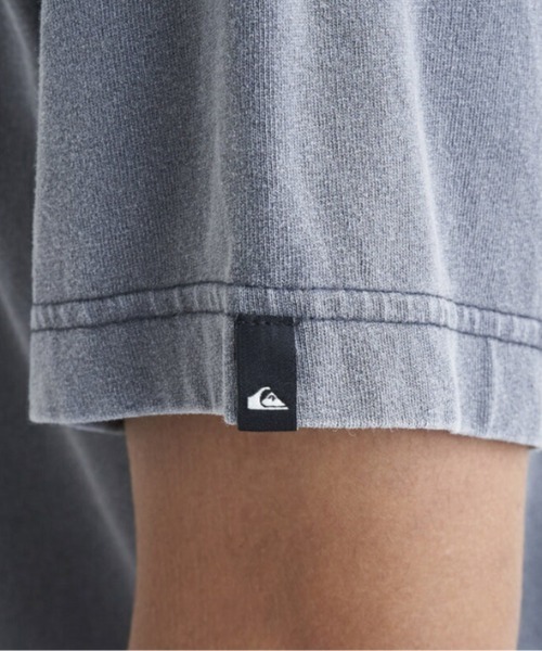 Quiksilver(クイックシルバー)の「SURF DNA LOGO ST2/クイックシルバー半袖ワンポイントロゴTシャツ(Tシャツ/カットソー・メンズ・グレー/ブルー/イエロー/グレー系その他/ホワイト系その他/ホワイト・X-LARGE/MEDIUM/LARGE/SMALL)」の13枚目の写真