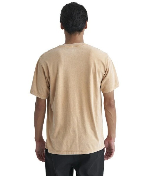 Quiksilver(クイックシルバー)の「SURF DNA LOGO ST2/クイックシルバー半袖ワンポイントロゴTシャツ(Tシャツ/カットソー・メンズ・グレー/ブルー/イエロー/グレー系その他/ホワイト系その他/ホワイト・X-LARGE/MEDIUM/LARGE/SMALL)」の19枚目の写真