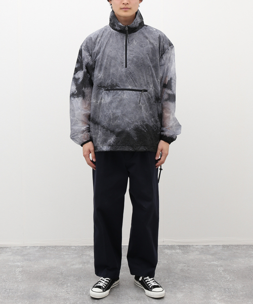 JOURNAL STANDARD(ジャーナルスタンダード)の「【OVER OVER】POP OVER OVER ACID RAIN(ナイロンジャケット・メンズ・チャコールグレー・LARGE/MEDIUM)」の2枚目の写真