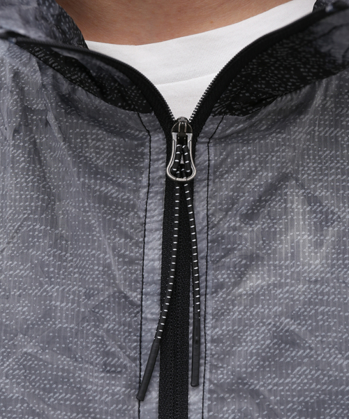JOURNAL STANDARD(ジャーナルスタンダード)の「【OVER OVER】POP OVER OVER ACID RAIN(ナイロンジャケット・メンズ・チャコールグレー・LARGE/MEDIUM)」の19枚目の写真
