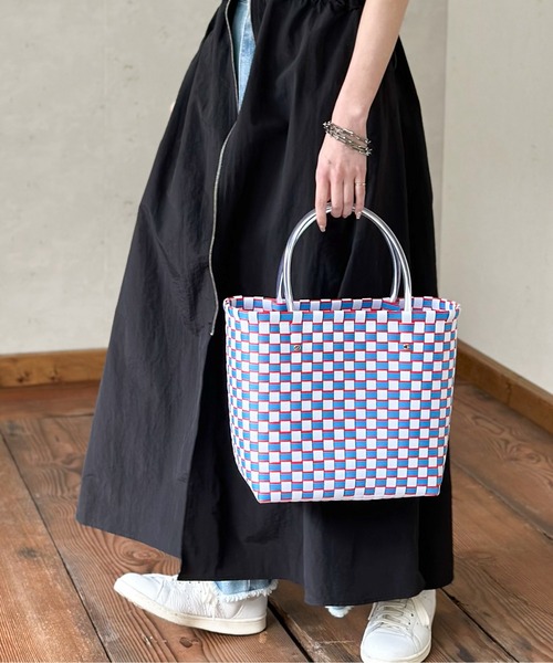 Per sist ence(パーシエンス)の「テープ編み込みバッグ(トートバッグ・レディース・ブルー/グリーン/イエロー/オレンジ・FREE)」の14枚目の写真