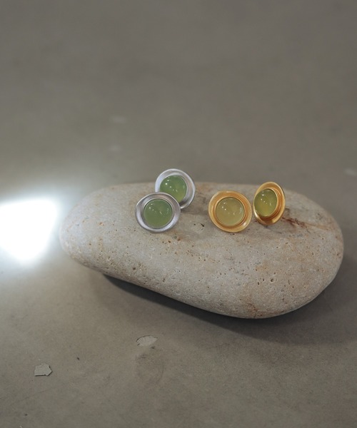 bonu.(ボヌ)の「【silver925】グレープストーンピアス(ピアス(両耳用)・レディース・シルバー/ゴールド・FREE)」の4枚目の写真