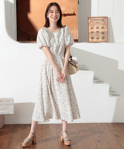 Honeys(ハニーズ)の「バルーン袖ワンピース(ワンピース・レディース・ブラック系その他/ホワイト系その他/ブルー系その他・S/M/L/LL/3L)」の8枚目の写真