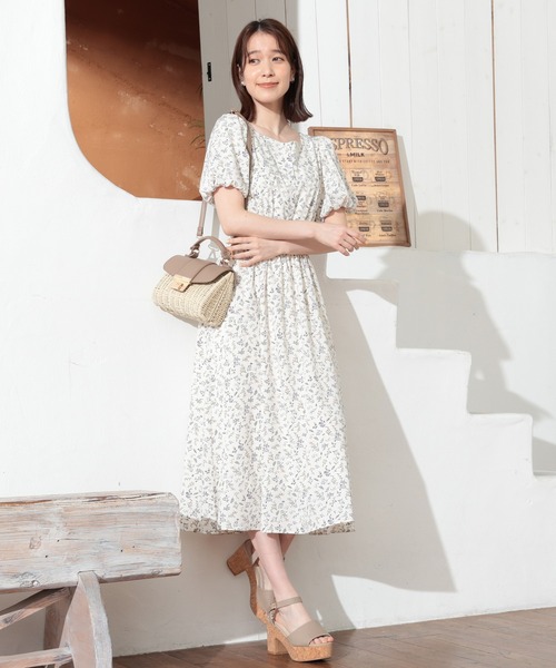 Honeys(ハニーズ)の「バルーン袖ワンピース(ワンピース・レディース・ブラック系その他/ホワイト系その他/ブルー系その他・S/M/L/LL/3L)」の9枚目の写真