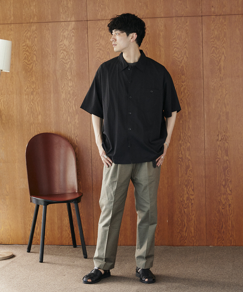 JOURNAL STANDARD relume（ジャーナルスタンダード　レリューム）の「European Flax / ヨーロピアンフラックス 1プリーツ スラックス（スラックス・メンズ・ブラック/アイボリー/オリーブ・MEDIUM/LARGE）」の6枚目の写真