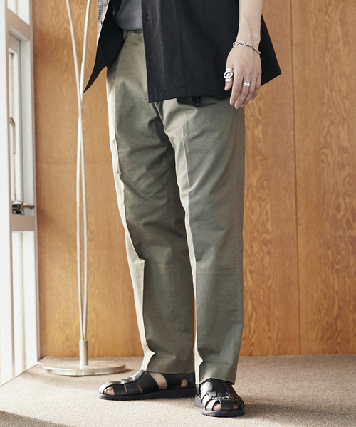 JOURNAL STANDARD relume（ジャーナルスタンダード　レリューム）の「European Flax / ヨーロピアンフラックス 1プリーツ スラックス（スラックス・メンズ・ブラック/アイボリー/オリーブ・MEDIUM/LARGE）」の21枚目の写真