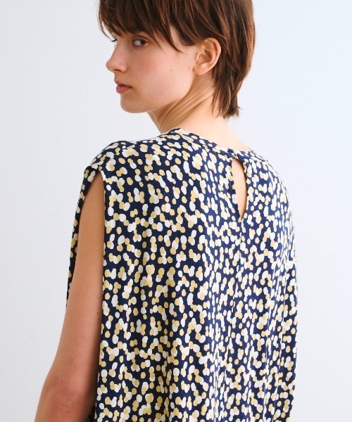 three dots(スリードッツ)の「トラベルライン コクーンドレス(ワンピース・レディース・マルチ・SMALL/MEDIUM)」の5枚目の写真