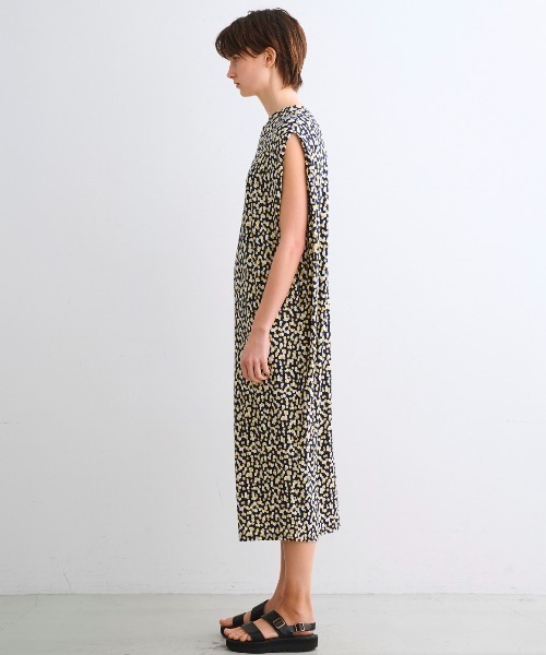 three dots(スリードッツ)の「トラベルライン コクーンドレス(ワンピース・レディース・マルチ・SMALL/MEDIUM)」の10枚目の写真