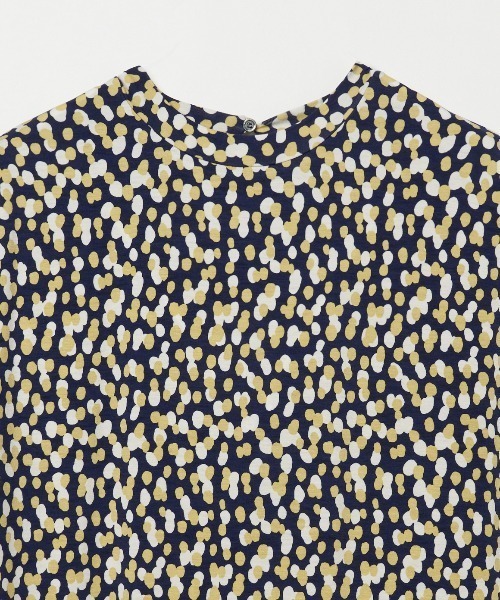 three dots(スリードッツ)の「トラベルライン コクーンドレス(ワンピース・レディース・マルチ・SMALL/MEDIUM)」の14枚目の写真