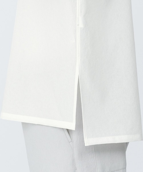 無印良品（ムジルシリョウヒン）の「風を通す　汚れが落ちやすい半袖シャツ（シャツ/ブラウス・メンズ・オフホワイト/ブラック/ブラウン・XS/S/M/L/XL）」の9枚目の写真