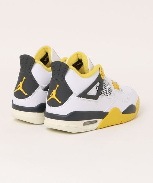 JORDAN BRAND(ジョーダンブランド)の「NIKE WMNS AIR JORDAN 4 RETRO AQ9129-101(スニーカー・レディース・ホワイト・25㎝/24㎝/23.5㎝/24.5㎝)」の2枚目の写真