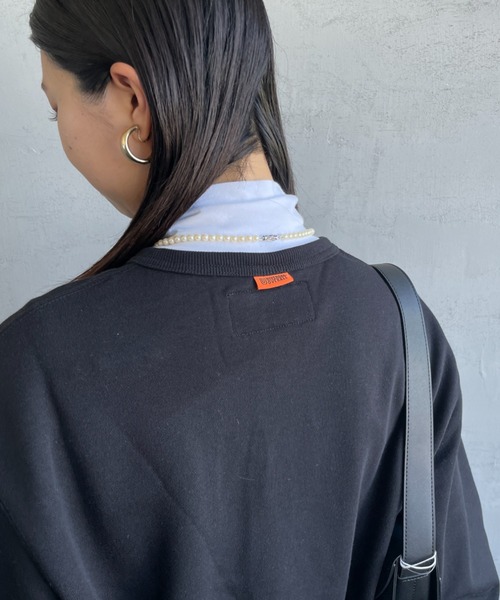 UNIVERSAL OVERALL（ユニバーサルオーバーオール）の「[UNIVERSAL OVERALL/ユニバーサルオーバーオール] 別注 ワンポイントロゴ刺繍 スウェットカーディガン（カーディガン/ボレロ・レディース・ブルー/グレー/ブラック/オレンジ・F）」の16枚目の写真