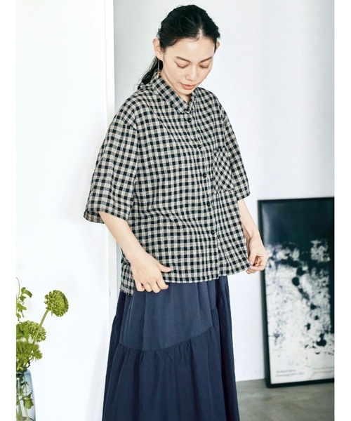 and myera（アンド マイラ）の「ａｎｄ　ｍｙｅｒａ　チェックなシャツ（シャツ/ブラウス・レディース・ブラック・X-LARGE/LARGE/MEDIUM/SMALL）」の3枚目の写真