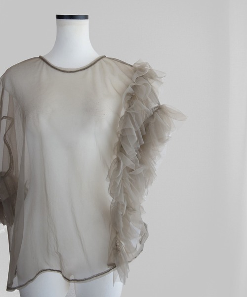 Marient（マリエント）の「チュールフリルアシメBL（シャツ/ブラウス・レディース・グレー/ベージュ/ブラック・FREE）」の13枚目の写真