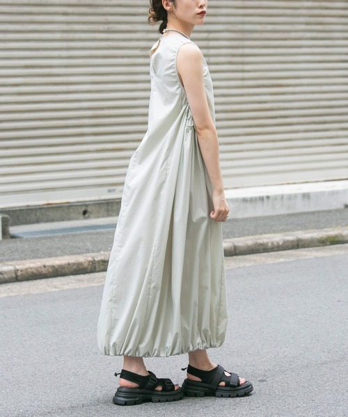 KBF（ケイビーエフ）の「ノースリーブバルーンワンピース（ワンピース・レディース・グレー系その他/バーガンディー・ONE）」の5枚目の写真