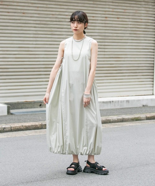 KBF（ケイビーエフ）の「ノースリーブバルーンワンピース（ワンピース・レディース・グレー系その他/バーガンディー・ONE）」の8枚目の写真