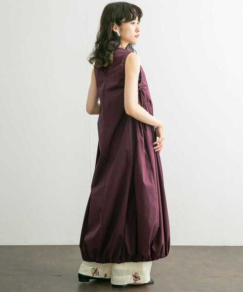 KBF（ケイビーエフ）の「ノースリーブバルーンワンピース（ワンピース・レディース・グレー系その他/バーガンディー・ONE）」の13枚目の写真