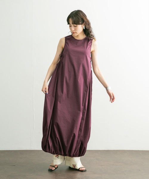 KBF（ケイビーエフ）の「ノースリーブバルーンワンピース（ワンピース・レディース・グレー系その他/バーガンディー・ONE）」の14枚目の写真