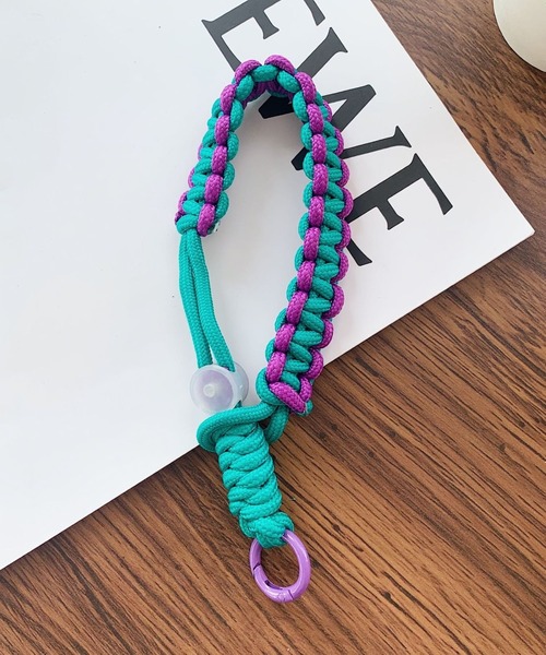 lit.Cy(リットシー)の「ソロモン編みハンドスマホストラップ(スマホグッズ・レディース・ブラック/ブルー/イエロー/グリーン/オレンジ系その他・FREE)」の10枚目の写真