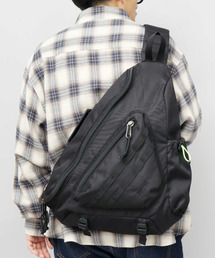 THRASHER（スラッシャー）の「撥水加工 ポリエステル ワンショルダー スリングバッグ（ボディバッグ/ウエストポーチ・メンズ）」