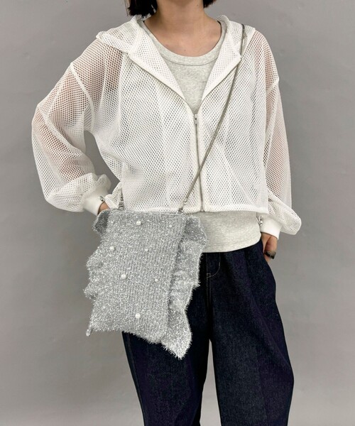 fredy emue(フレディエミュ)の「パールドットシャイニーニットバッグ(ショルダーバッグ・レディース・シルバー/ブラック・FREE)」の10枚目の写真