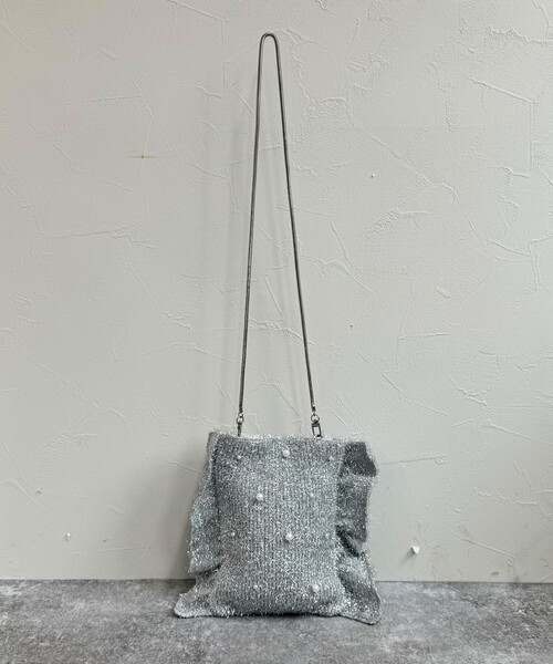 fredy emue(フレディエミュ)の「パールドットシャイニーニットバッグ(ショルダーバッグ・レディース・シルバー/ブラック・FREE)」の18枚目の写真