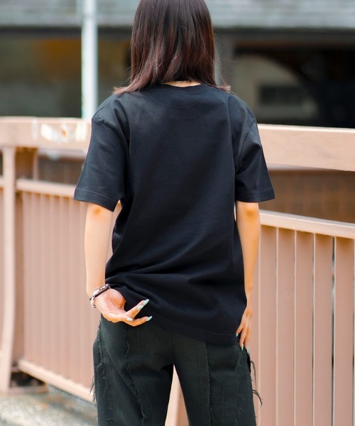 THRASHER(スラッシャー)の「4C BOX LOGO S/S T-SHIRTS/スラッシャー5.6オンススタンダードフィット4カラーボックスロゴプリント半袖Tシャツ(Tシャツ/カットソー・メンズ・ブラック系その他2/ホワイト系その他2/ブラック系その他/ホワイト系その他・MEDIUM/X-LARGE/LARGE/XX-LARGE)」の17枚目の写真