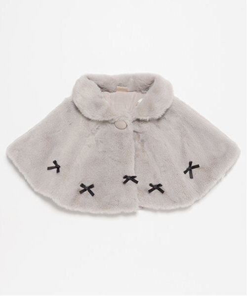 petit main（プティマイン）の「2WAY襟リボンケープ（ポンチョ・キッズ・アイボリー/ライトピンク/ライトグレー・FREE）」の4枚目の写真