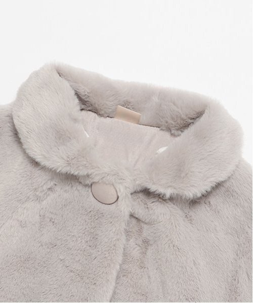 petit main（プティマイン）の「2WAY襟リボンケープ（ポンチョ・キッズ・アイボリー/ライトピンク/ライトグレー・FREE）」の16枚目の写真