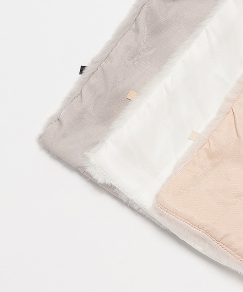 petit main（プティマイン）の「2WAY襟リボンケープ（ポンチョ・キッズ・アイボリー/ライトピンク/ライトグレー・FREE）」の12枚目の写真