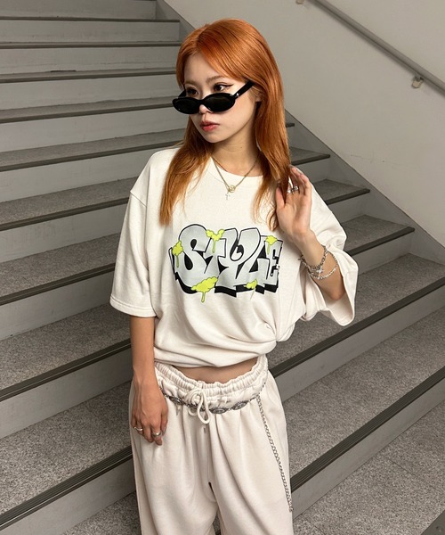 sedacle(セダクル)の「裏毛アソートロゴプリントトップス【SETUP着用可能】(Tシャツ/カットソー・メンズ・オフホワイト/ピンク/ネイビー/ブラック・LARGE/MEDIUM/SMALL)」の1枚目の写真