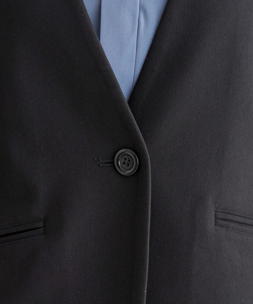 IKKA LOUNGE（イッカラウンジ）の「【洗濯機で洗える／セットアップ対応】GOKU楽カットソーノーカラージャケット（テーラードジャケット・レディース・ブラック/ベージュ・M/L/S）」の13枚目の写真