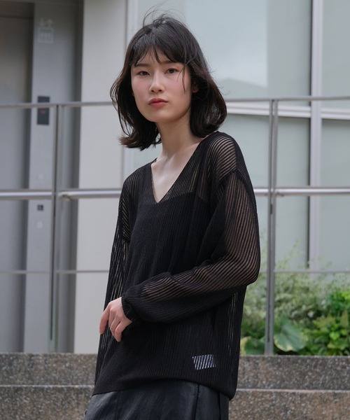CLEAN SPACE(クリーンスペース)の「ストライプシアーニット(Tシャツ/カットソー・レディース・ブラック/ホワイト・M)」の4枚目の写真