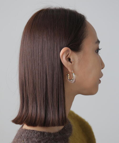 FREE'S MART（フリーズマート）の「カラーピアス（ピアス（両耳用）・レディース・ホワイト/ブラウン・ﾌﾘ-）」の6枚目の写真