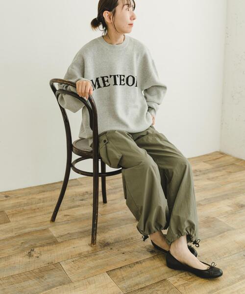 ITEMS URBANRESEARCH（アイテムズ アーバンリサーチ）の「スウェットライクロゴニット（ニット/セーター・レディース・グレー/オフホワイト/ブラック・FREE）」の18枚目の写真