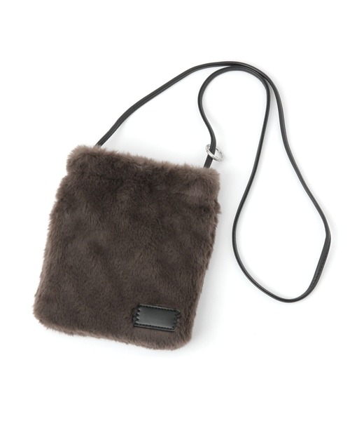 studio CLIP（スタディオクリップ）の「軽らくフェイクファーおさんぽショルダー（ショルダーバッグ・レディース・チャコール/ブルー/アイボリー・FREE）」の2枚目の写真