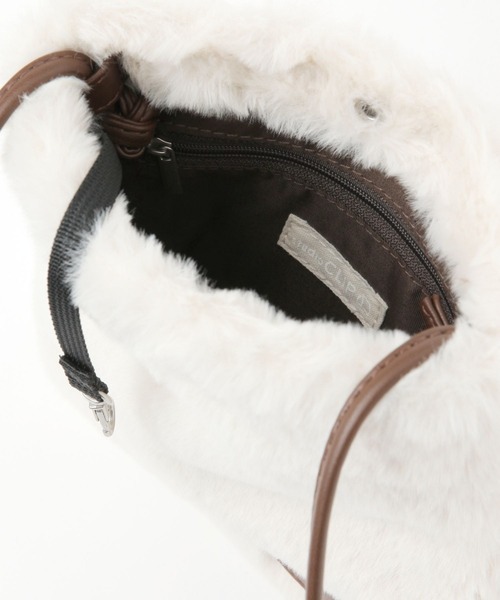 studio CLIP（スタディオクリップ）の「軽らくフェイクファーおさんぽショルダー（ショルダーバッグ・レディース・チャコール/ブルー/アイボリー・FREE）」の10枚目の写真
