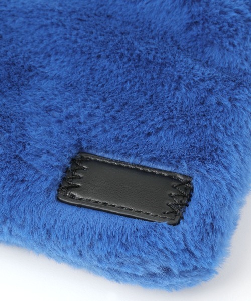 studio CLIP（スタディオクリップ）の「軽らくフェイクファーおさんぽショルダー（ショルダーバッグ・レディース・チャコール/ブルー/アイボリー・FREE）」の15枚目の写真