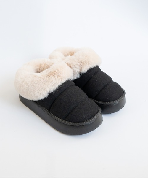 Fabby fabby（ファビィーファビィー）の「ボア付きムートンシューズ（スリッポン・レディース・キャメル/ベージュ/ブラック・MEDIUM/LARGE）」の9枚目の写真