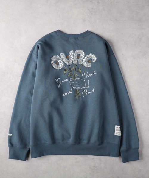 Right-on(ライトオン)の「【OVRC】別注 バック刺繍スウェット(スウェット・メンズ・ブルー/ホワイト・M/L/XL)」の3枚目の写真
