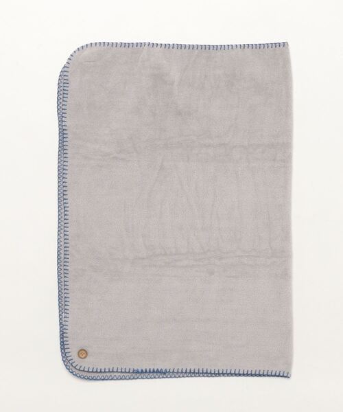 emesuelee（エメスーリー）の「4way ボアフリースブランケット 70×100（ブランケット・レディース・ネイビー/ブラウン/ライトグレー・フリー）」の20枚目の写真